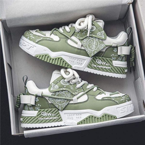 New Spring Men's Low-top Skateboard Shoes, Student Platform Shoes, Versatile Athletic Shoes