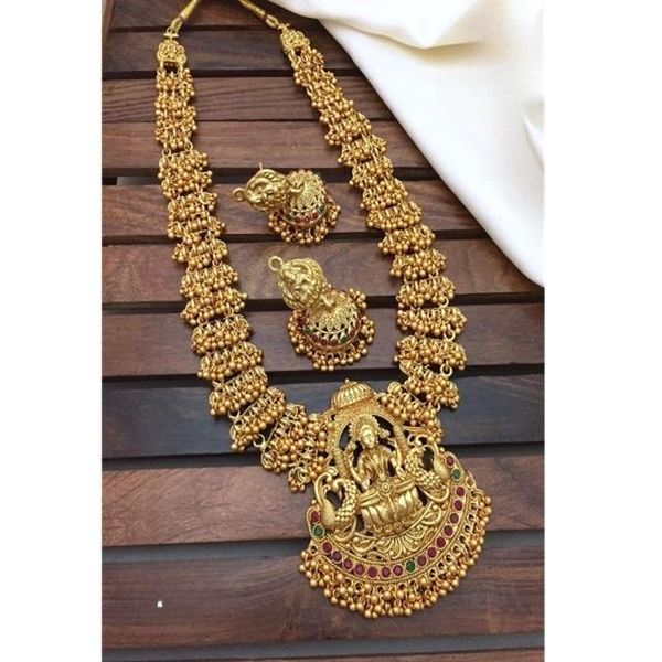 Royal Goddess Temple Necklace Traditional South Indian Wedding Special Set for Women Girls Gold Plated Moissanite Main Stone