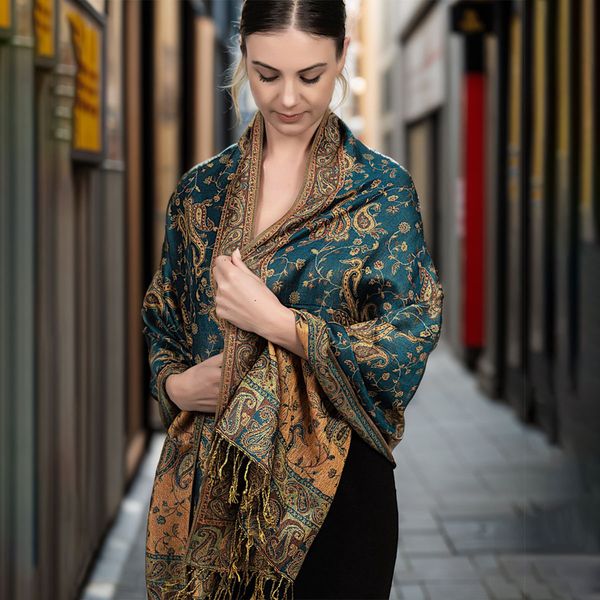 High Quality Jacquard Paisley Ethnic Styles Vintage Pashmina Long Scarf Glitter Double Sided Shawl Wrap with Tassels for Women